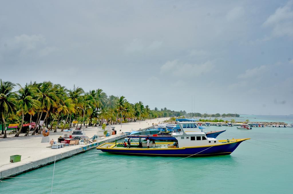 Lily Rest Maldives Hotel Maafushi Exterior foto