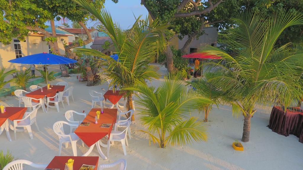Lily Rest Maldives Hotel Maafushi Exterior foto