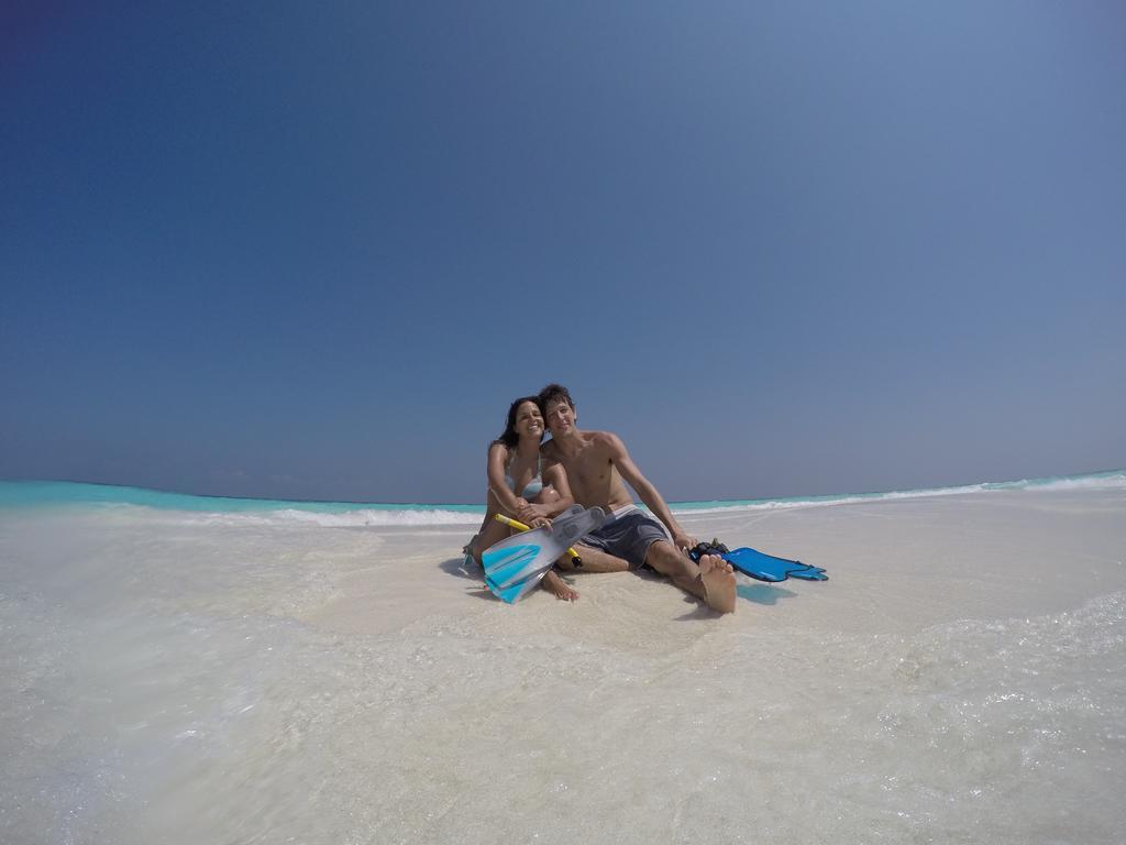 Lily Rest Maldives Hotel Maafushi Exterior foto