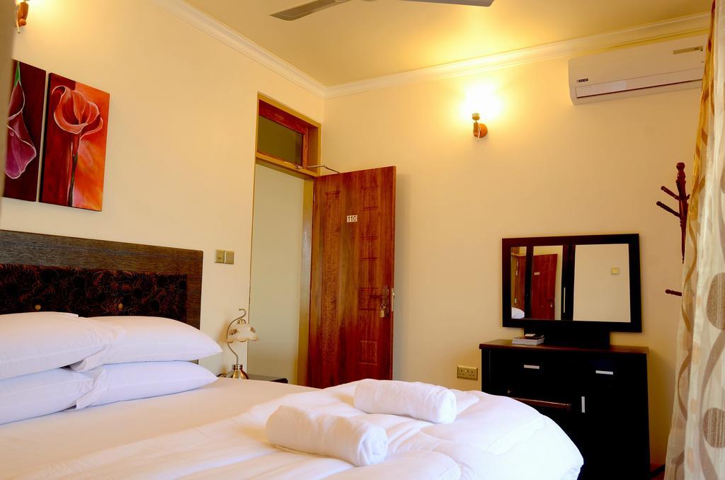 Lily Rest Maldives Hotel Maafushi Exterior foto