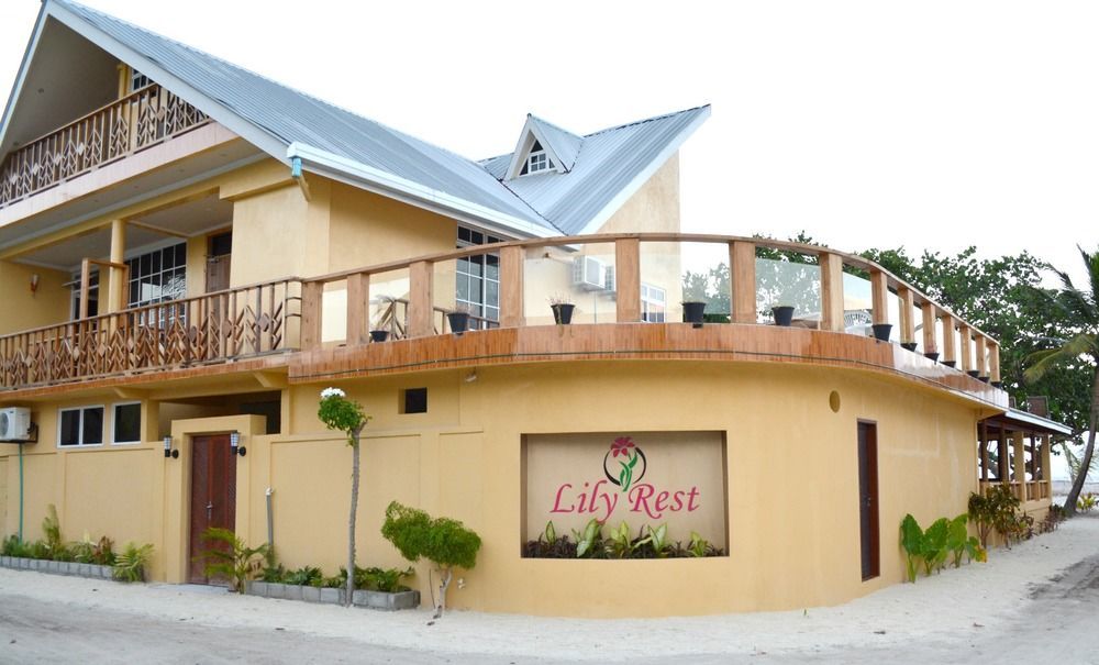 Lily Rest Maldives Hotel Maafushi Exterior foto