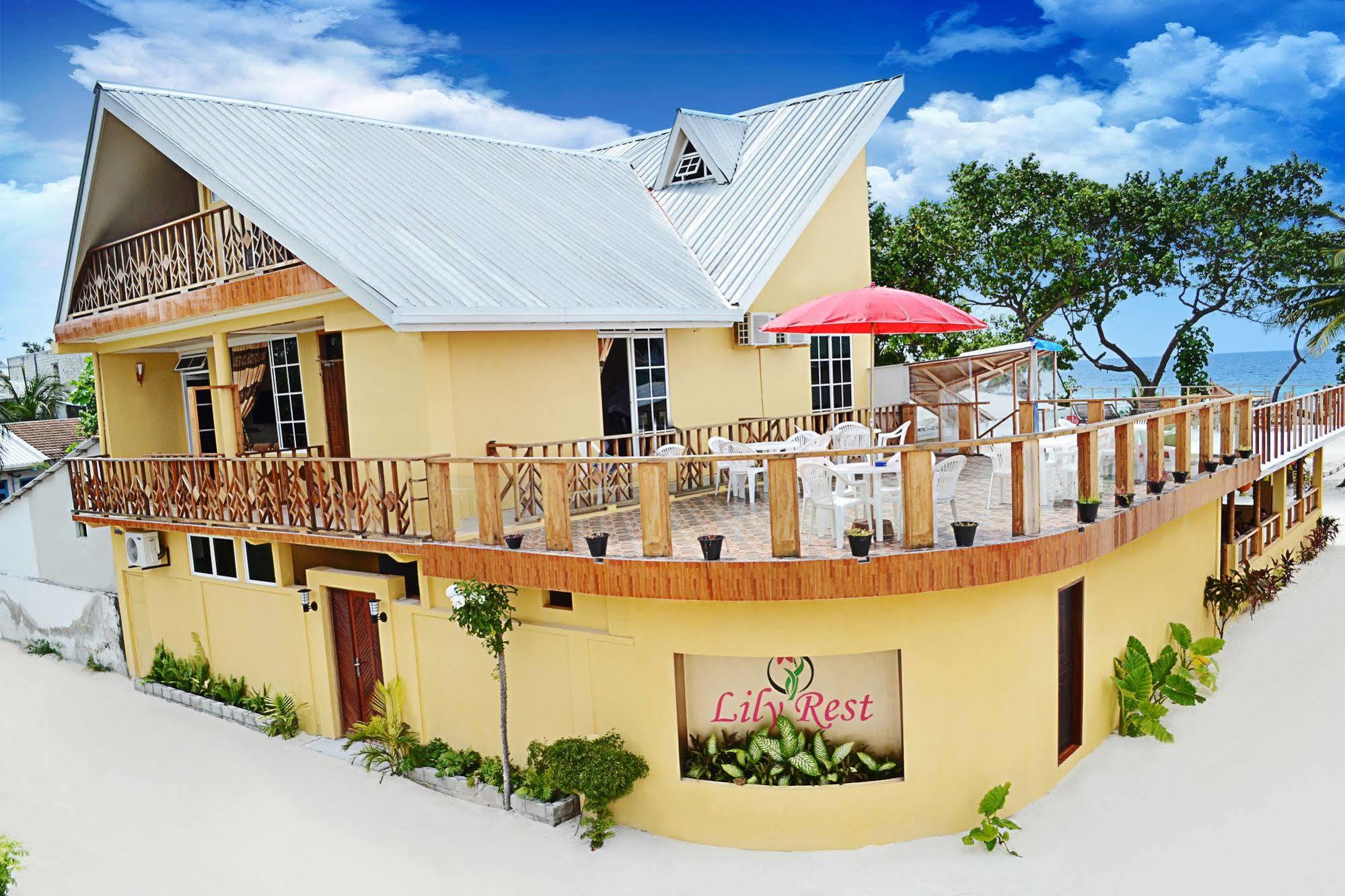 Lily Rest Maldives Hotel Maafushi Exterior foto