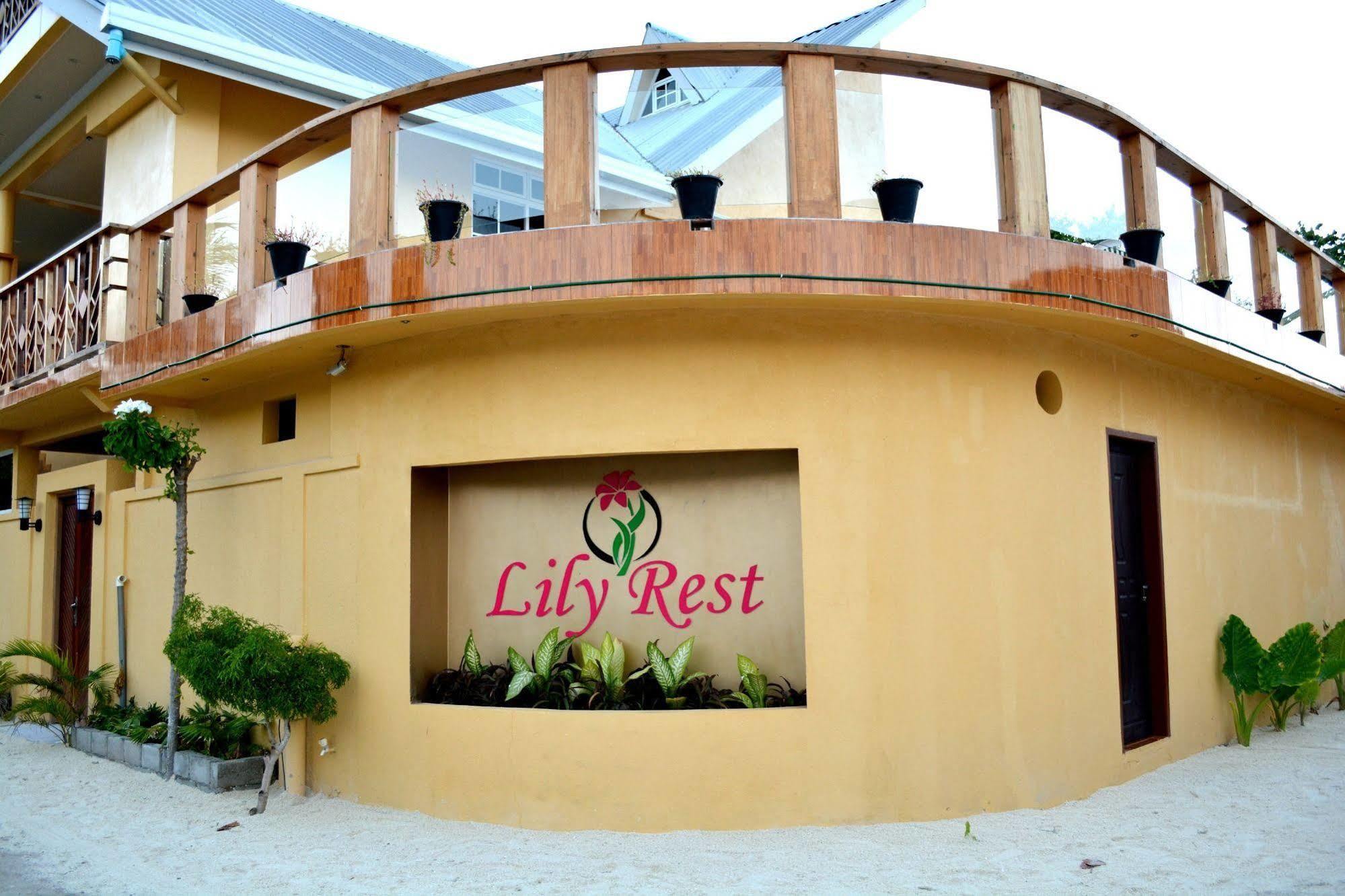 Lily Rest Maldives Hotel Maafushi Exterior foto